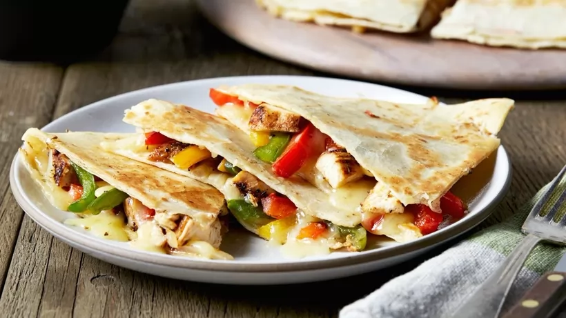 Tavuk Quesadilla